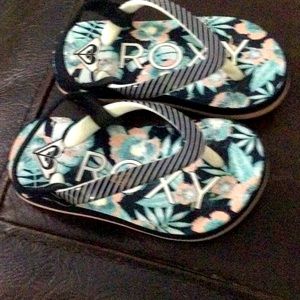 Kids sandals
